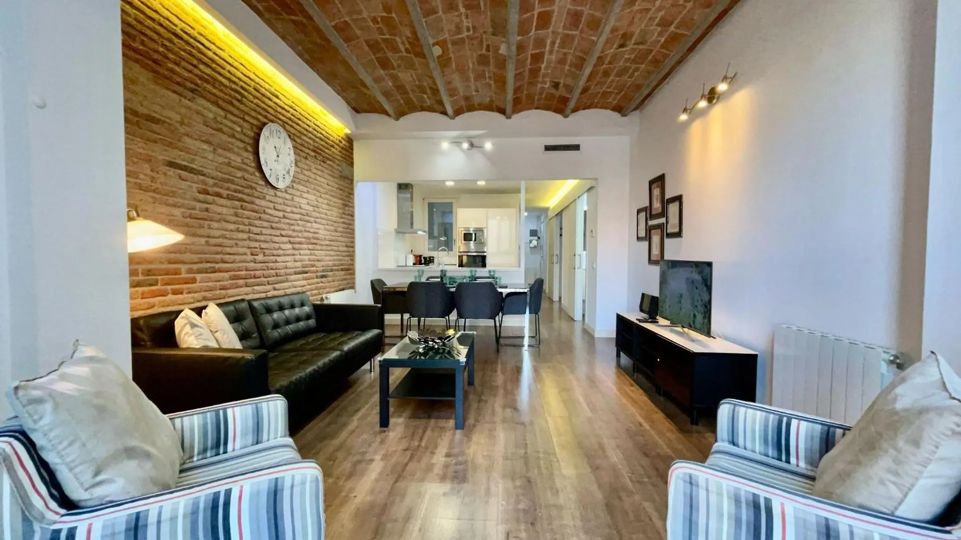 Tucson Suites II Barcelona