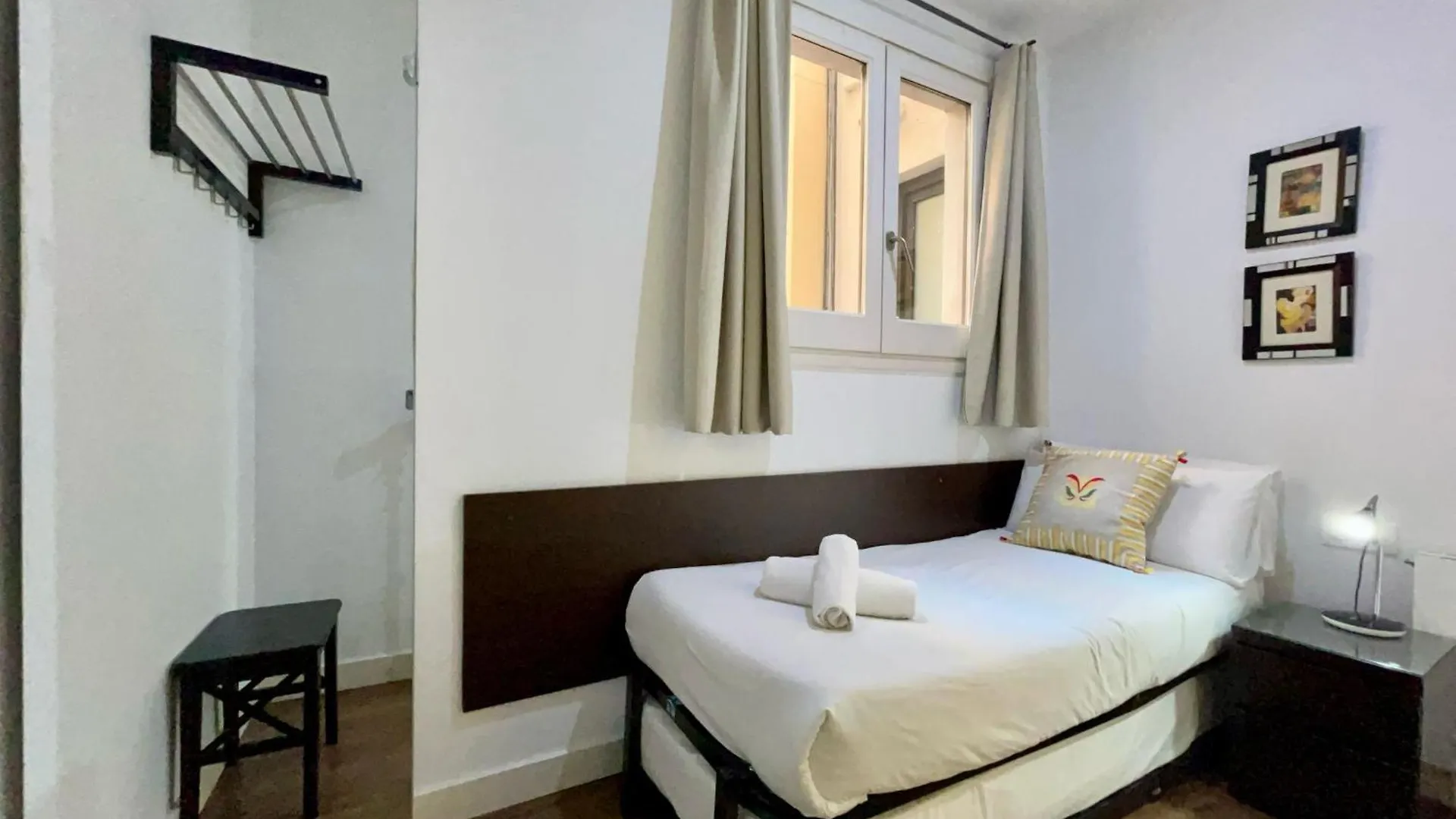 Tucson Suites II Barcelona Apartment