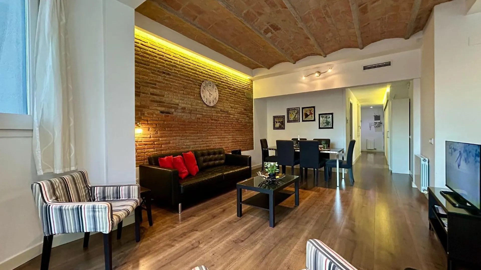 Tucson Suites II Barcelona Apartment
