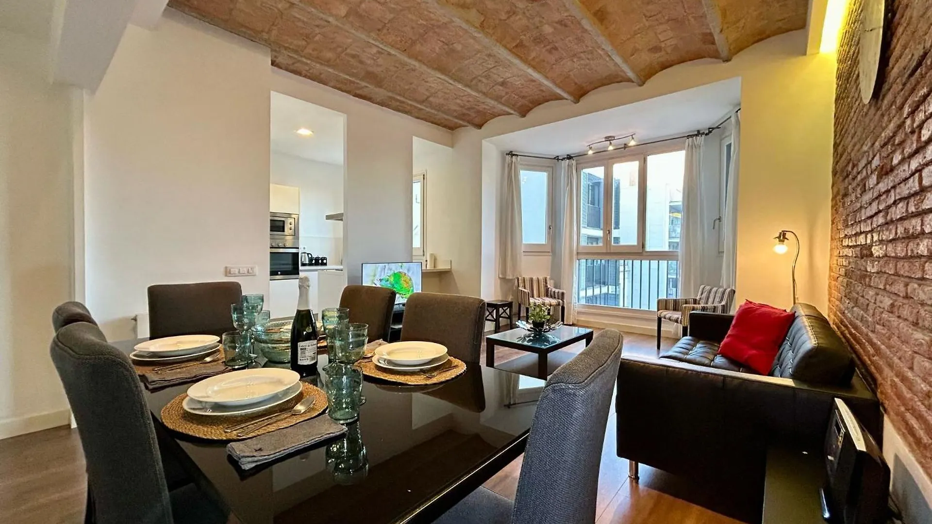 Tucson Suites II Barcelona Apartment